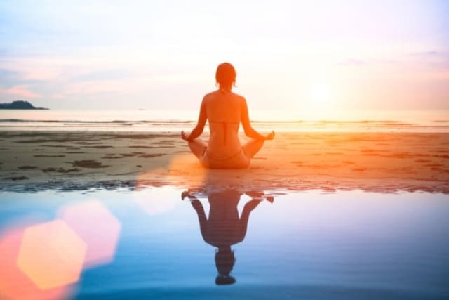 Self-reflection: 10 tips & 4 exercises for better self-awareness